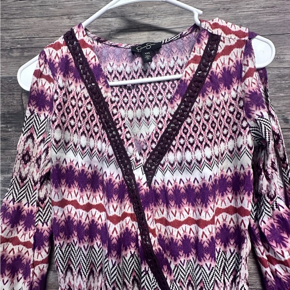 Jessica Simpson Multicolor Patterned Open Shoulder Romper - Picture 9 of 10